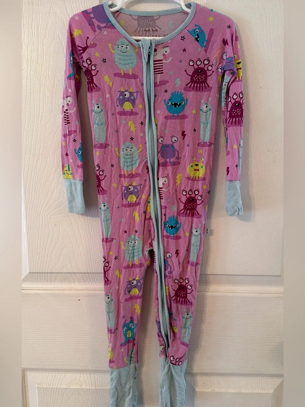 Little Sleepies 18/24 Zippy *call outs
